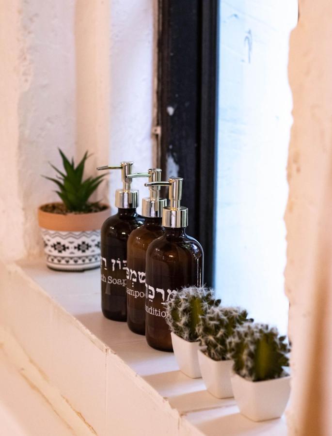 Trieste Neve Tzedek Boutique Suites Tel-Aviv Extérieur photo