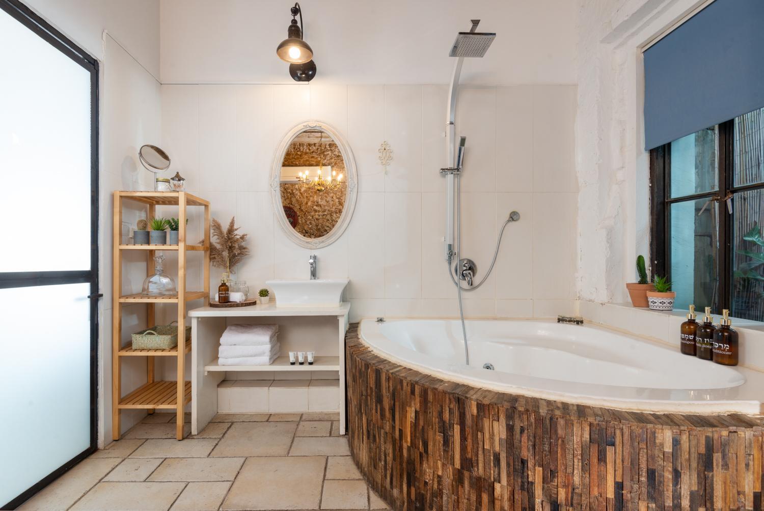 Trieste Neve Tzedek Boutique Suites Tel-Aviv Extérieur photo